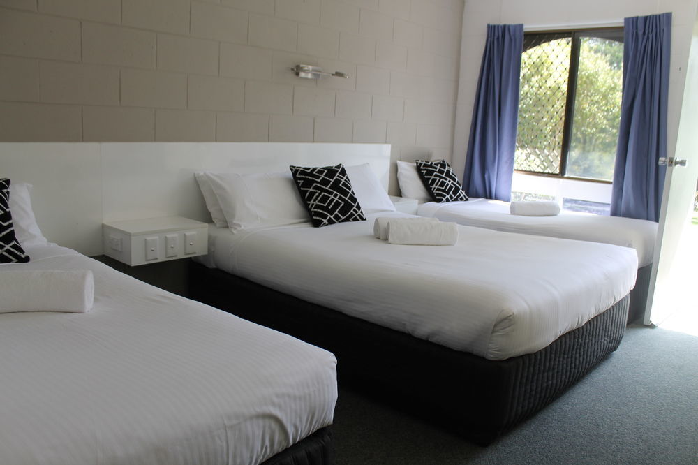 Buderim Fiesta 3*